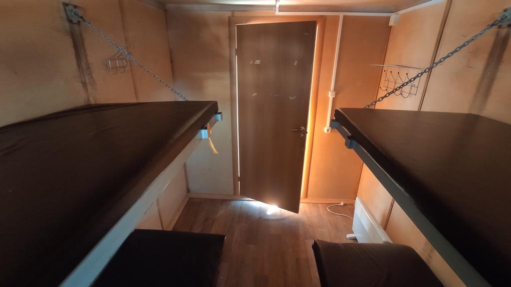 Четырёхместная комната в приюте
